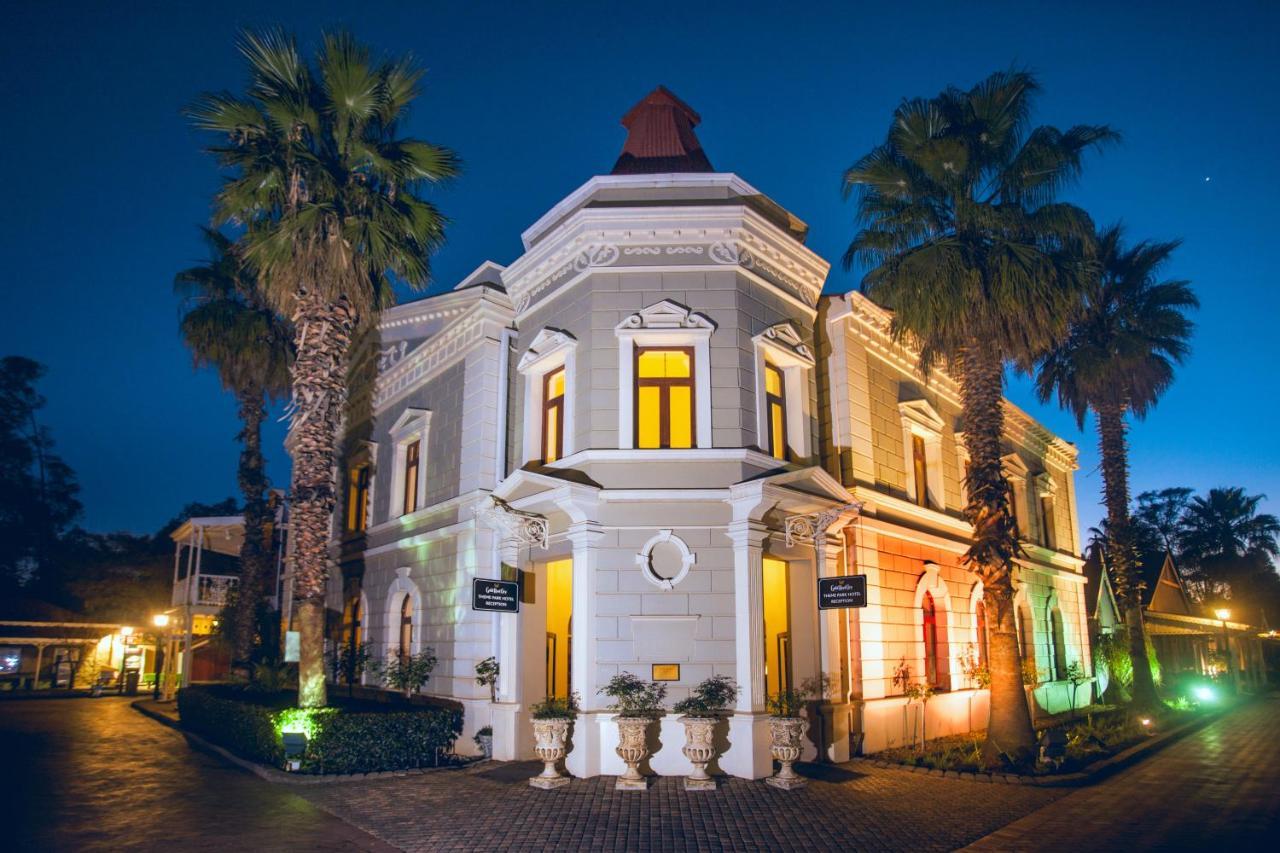 Gold Reef City Theme Park Hotel Йоханесбург Екстериор снимка