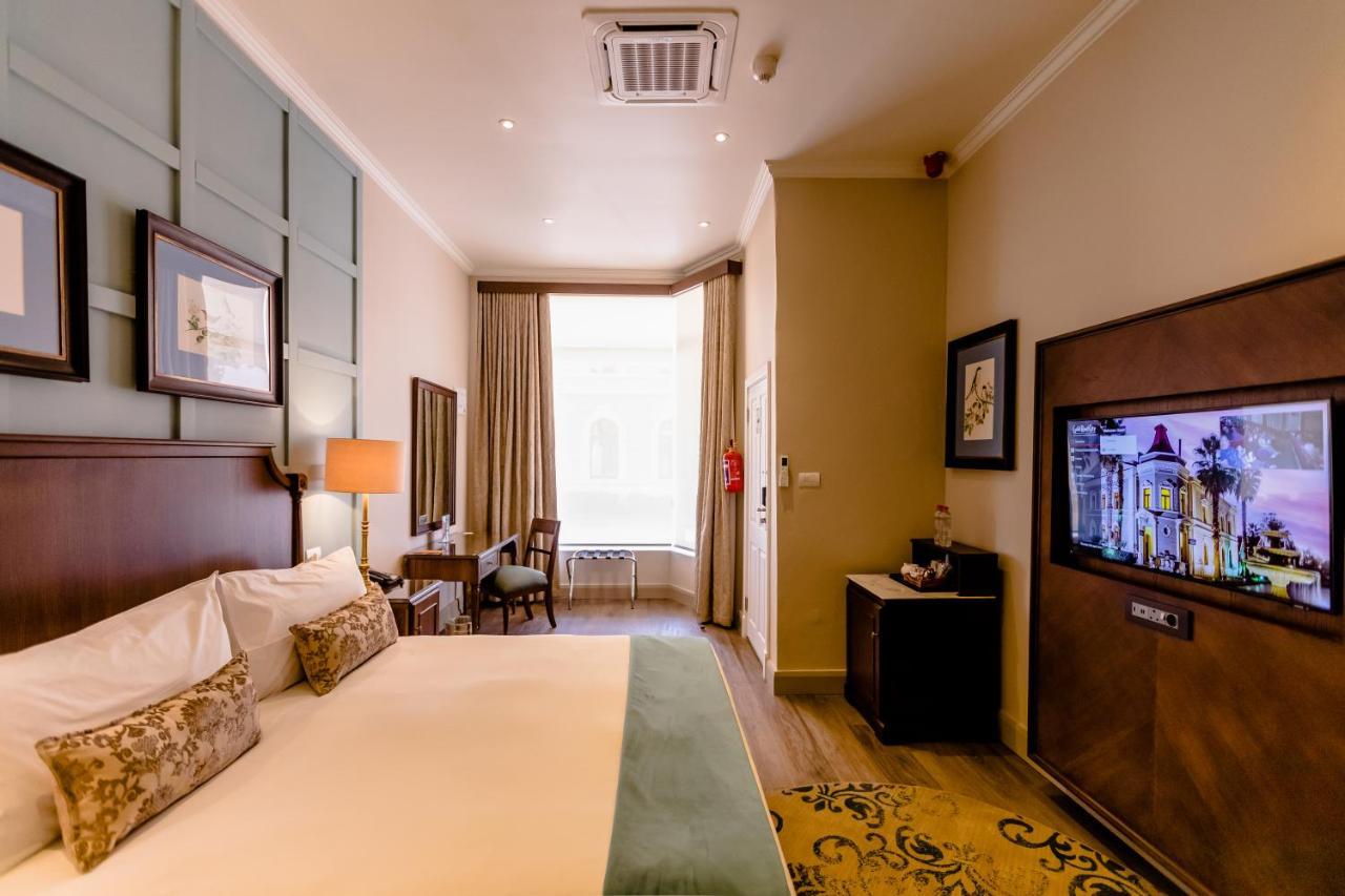 Gold Reef City Theme Park Hotel Йоханесбург Екстериор снимка